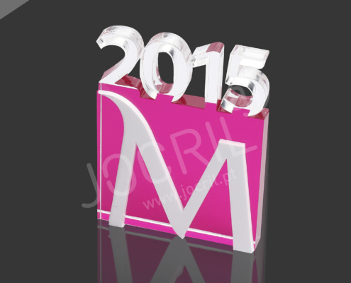 Troféu Millennium 2015 em acrílico 2cm espessura